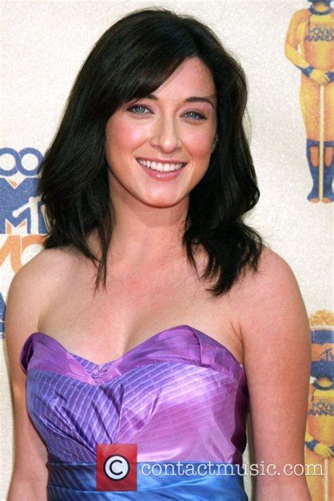 Margo Harshman Picture Galleries